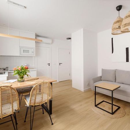 Apartamenty Rodzinne Zdrojowe กูโดวาสโดรยจ์ ภายนอก รูปภาพ