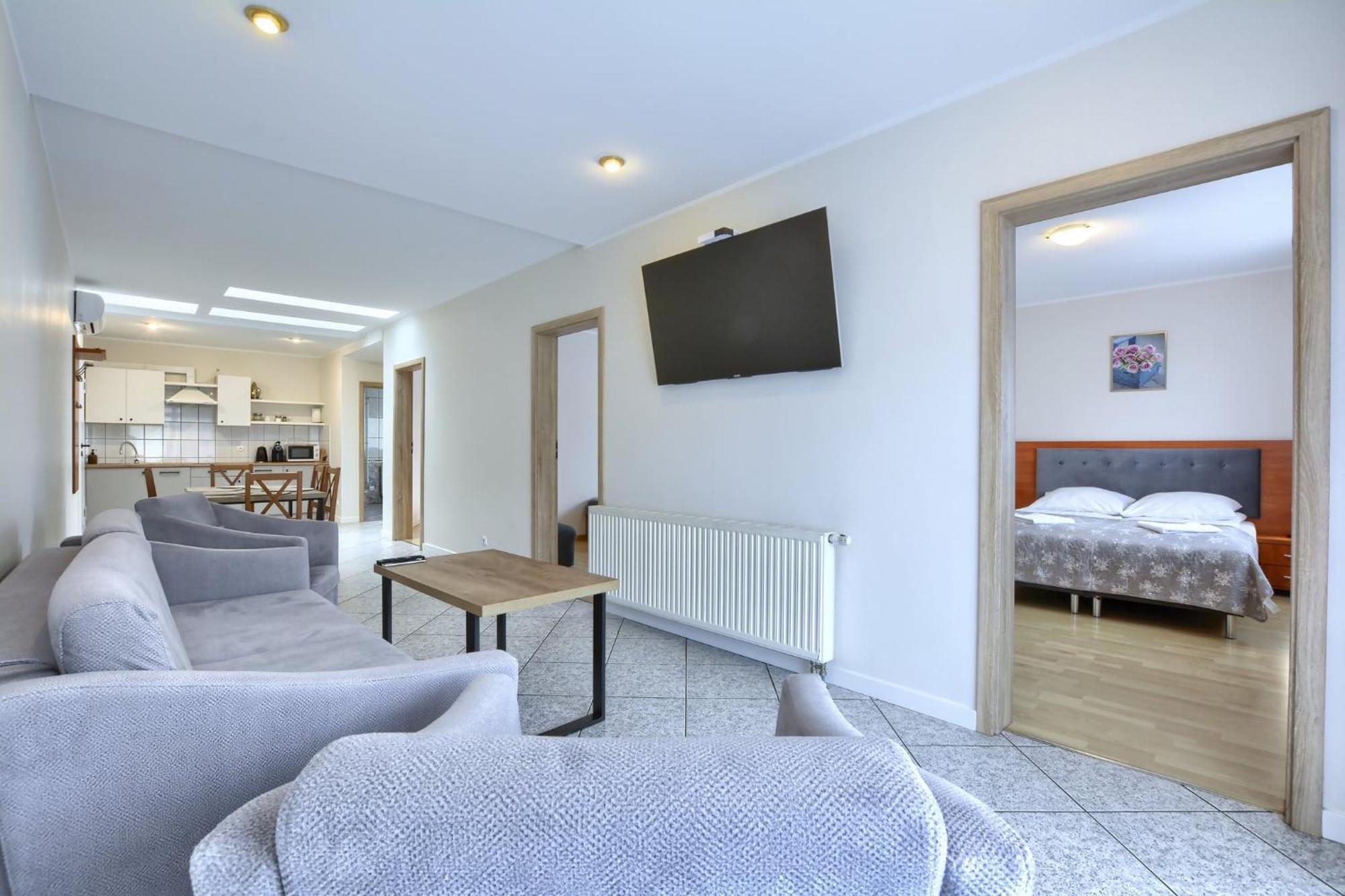 Apartamenty Rodzinne Zdrojowe กูโดวาสโดรยจ์ ภายนอก รูปภาพ