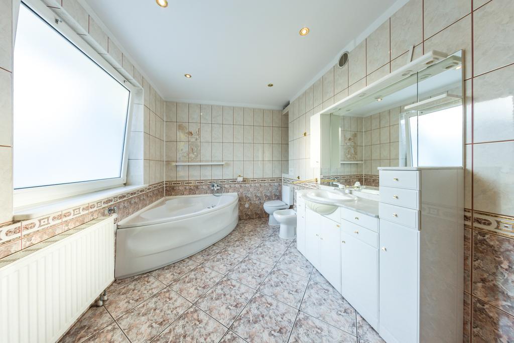 Apartamenty Rodzinne Zdrojowe กูโดวาสโดรยจ์ ภายนอก รูปภาพ